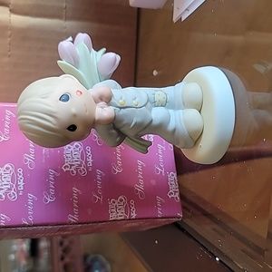 Precious Moments Figurine